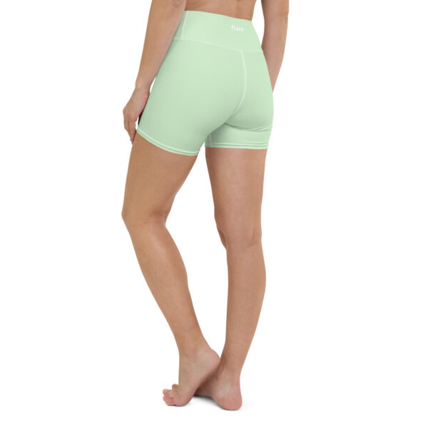 Seamless Shorts Light Green - Image 4