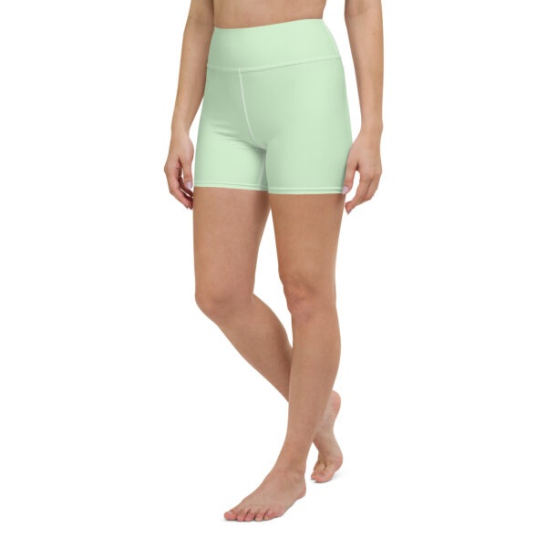 Seamless Shorts Light Green - Image 3